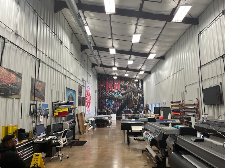More Photos Of 2100 Mannix Dr, San Antonio Manufacturing For Sale