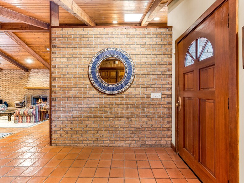 More Photos Of 703 Crestview Dr, Leicester Land For Sale