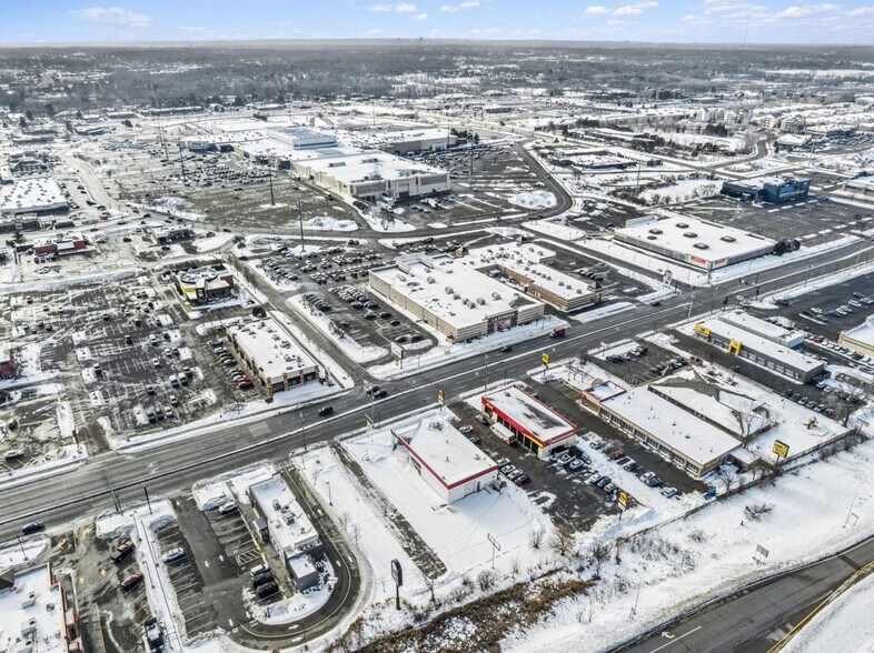 More Photos Of 1955 County Road D E, Maplewood Auto Repair For Sale