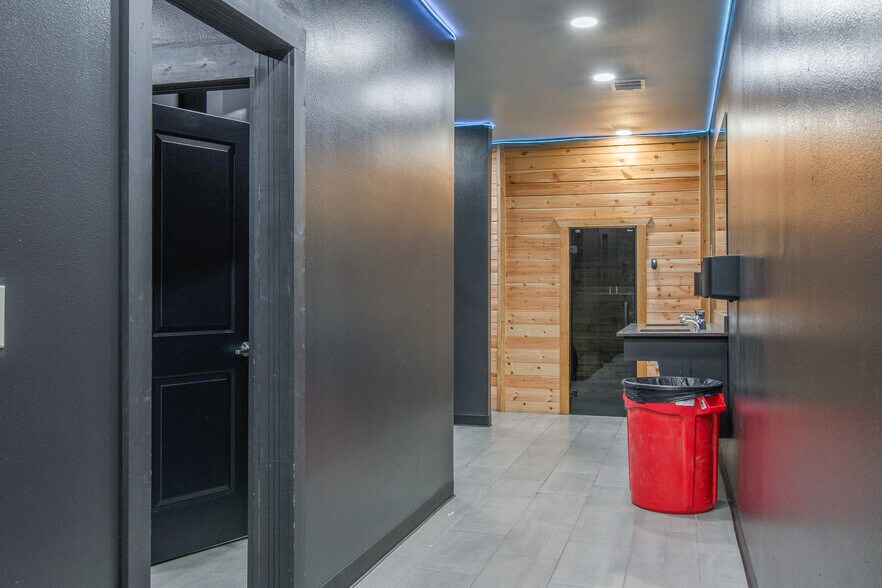 More Photos Of 9489 Slovacek rd, Snook Specialty For Sale