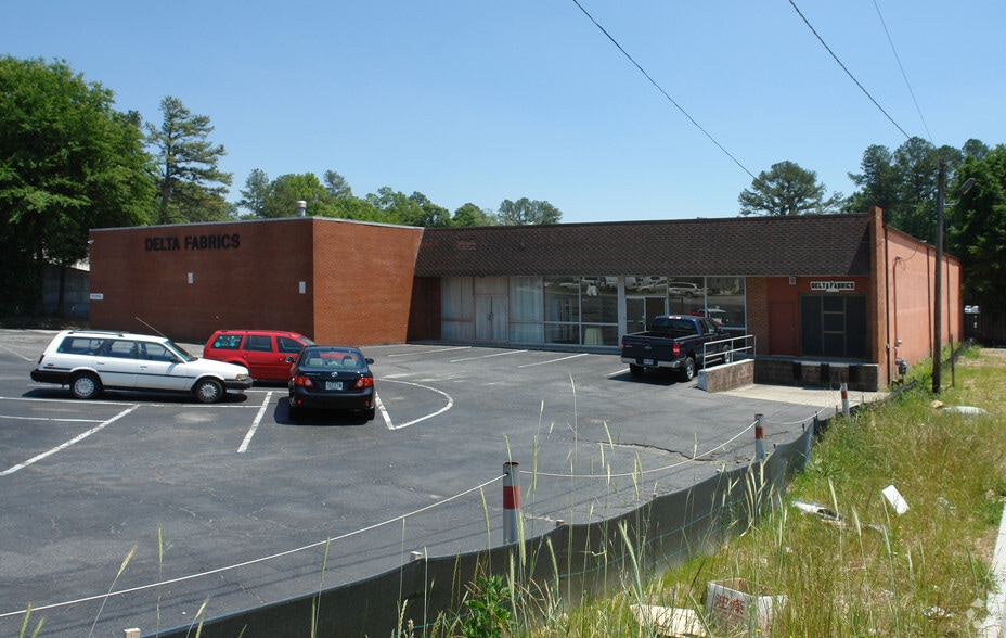 Primary Photo Of 3282-3288 Laventure Dr, Atlanta Distribution For Lease