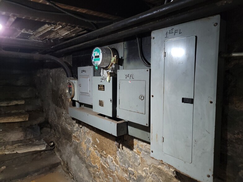 More Photos Of 9 S 4th Ave, Mount Vernon Storefront Retail Office For Sale