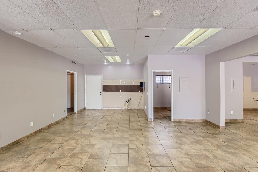 More Photos Of 1735 Main St, Ramona Freestanding For Lease