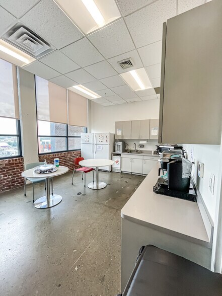 More Photos Of 3401 N I St, Philadelphia Loft Creative Space For Lease