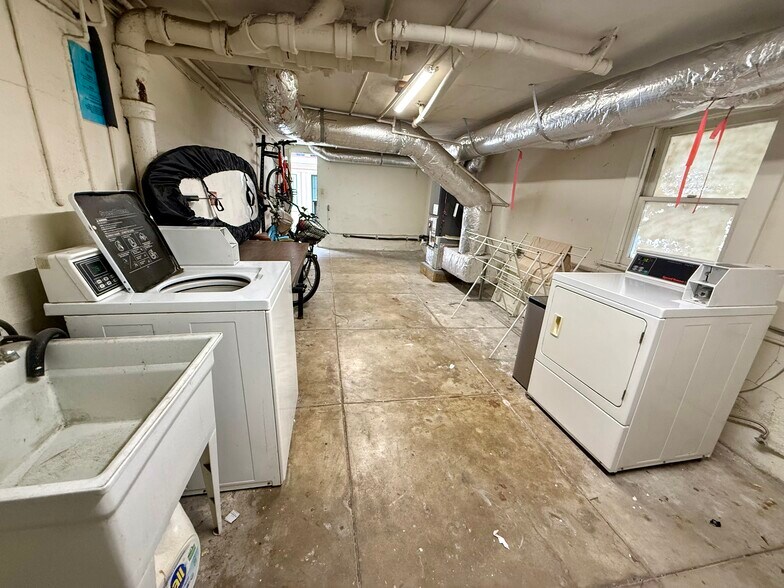 More Photos Of 2438-2446 India St, San Diego Apartments For Sale