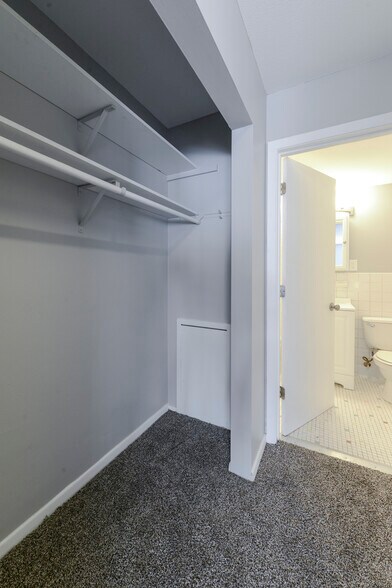 More Photos Of 3018 30th Ave S, Minneapolis Apartments For Sale