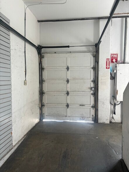 More Photos Of 280 El Camino Real, San Carlos Storefront For Sale