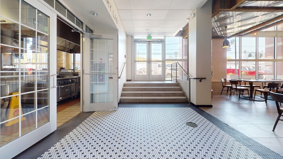 More Photos Of 235 S Cayuga St, Ithaca Specialty For Lease