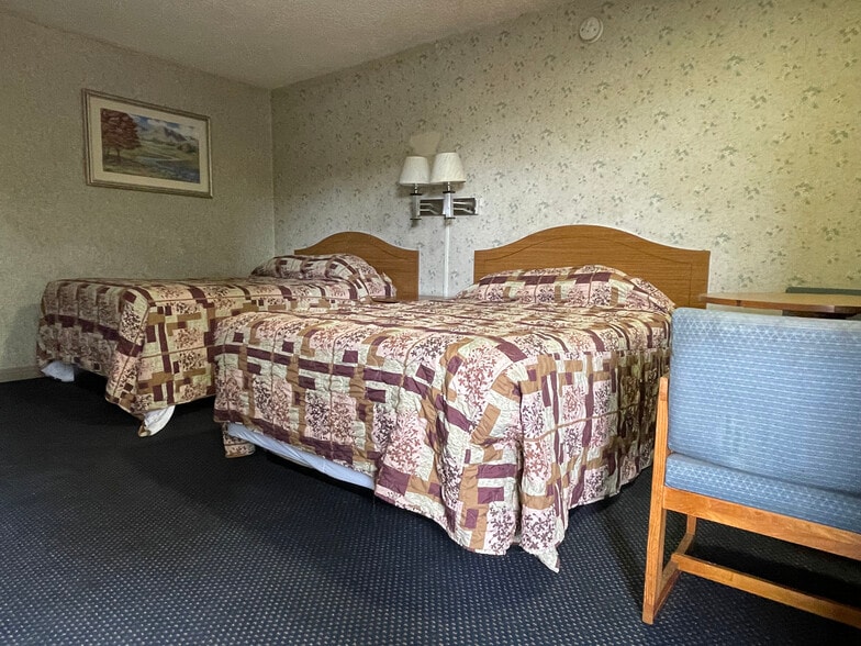 More Photos Of 1018 E Orangethorpe Ave, Anaheim Hotel For Sale