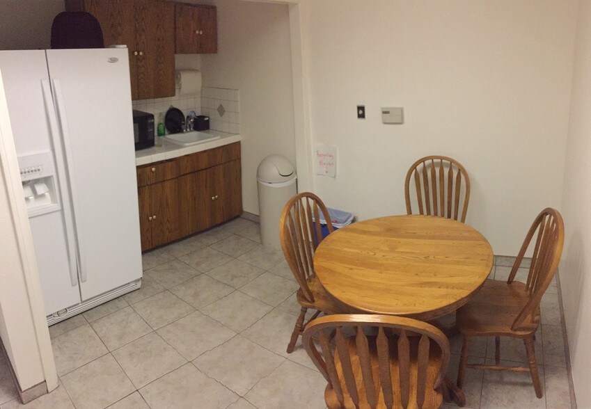 More Photos Of 1023 N Hollywood Way, Burbank Office For Lease