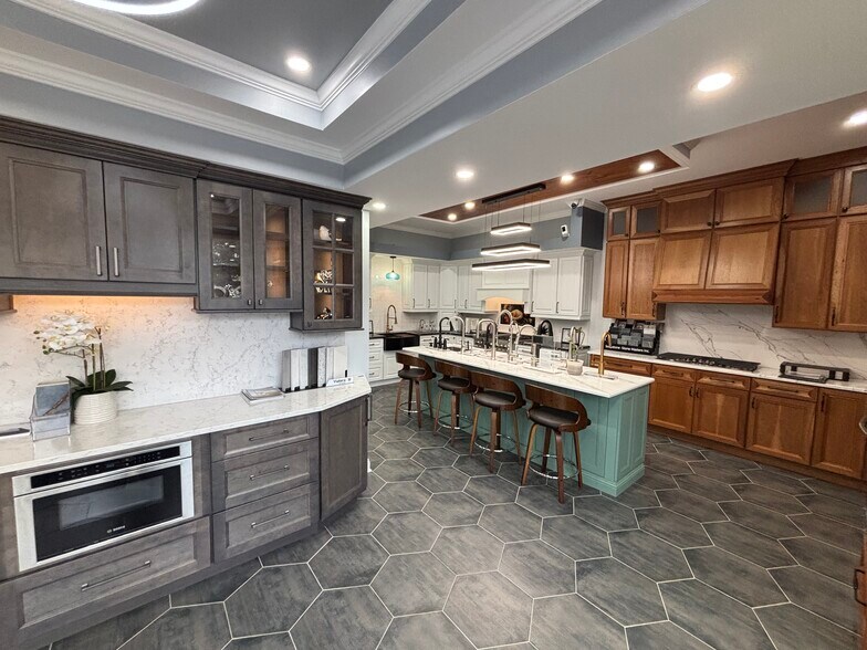 More Photos Of 603 Haddonfield-Berlin Rd, Voorhees Freestanding For Sale