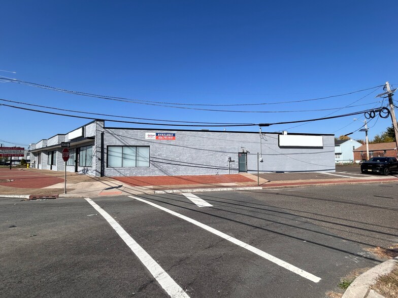 More Photos Of 5045-5057 Route 38, Pennsauken Light Distribution For Lease