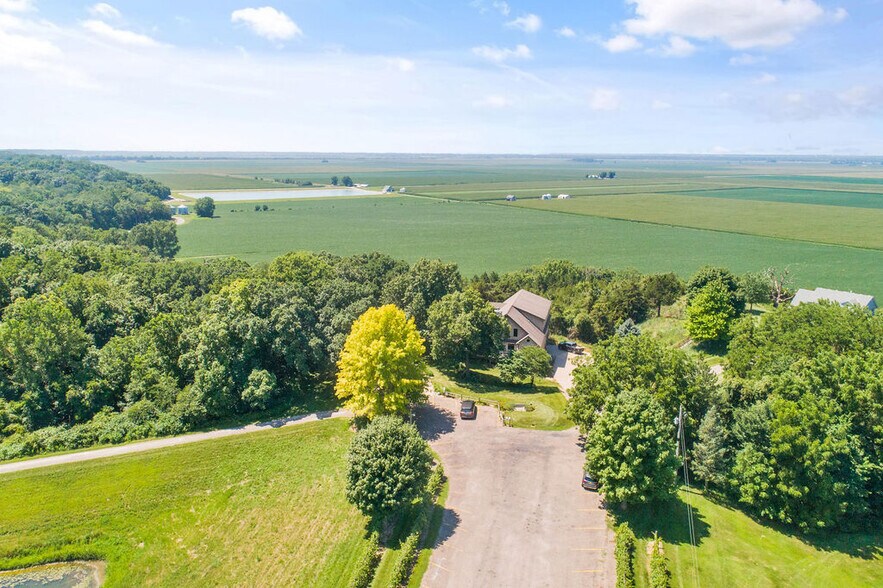 More Photos Of 2211 E 640th Pl, Ursa Winery Vineyard For Sale