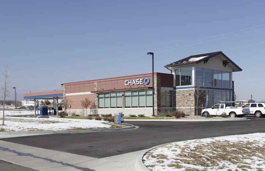 Primary Photo Of 160 W 65th St, Loveland General Retail For Sale