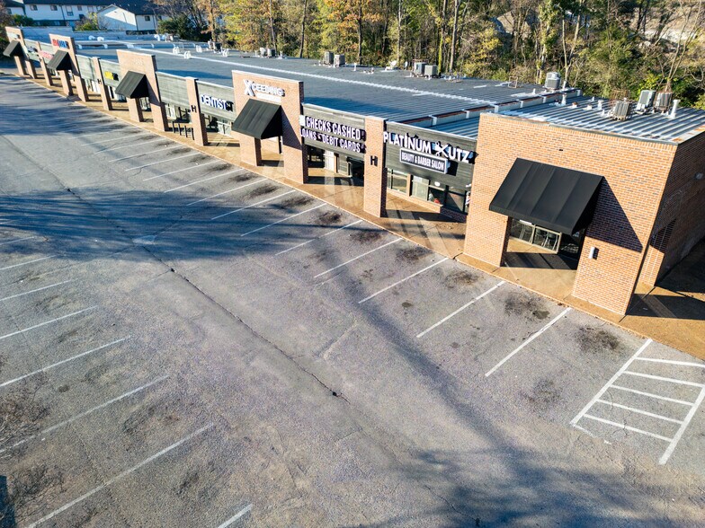 More Photos Of 5798-5822 Winchester Rd, Memphis Unknown For Lease