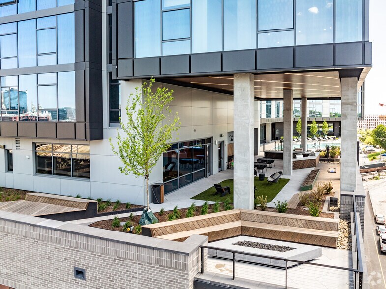 More Photos Of 620 8th Ave S, Nashville Apartments For Lease