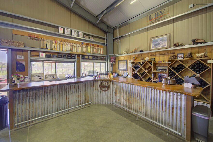 More Photos Of 7505 Wise Rd, Auburn Winery Vineyard For Sale