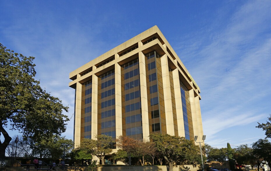 More Photos Of 13601 Preston Rd, Dallas Office For Sale
