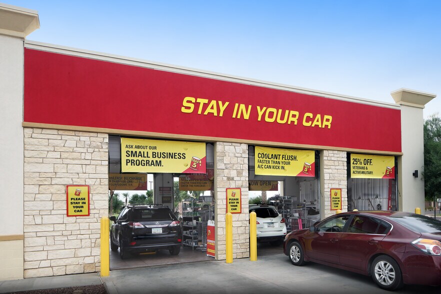 More Photos Of 2694 Market st, Gilbert Auto Repair For Sale