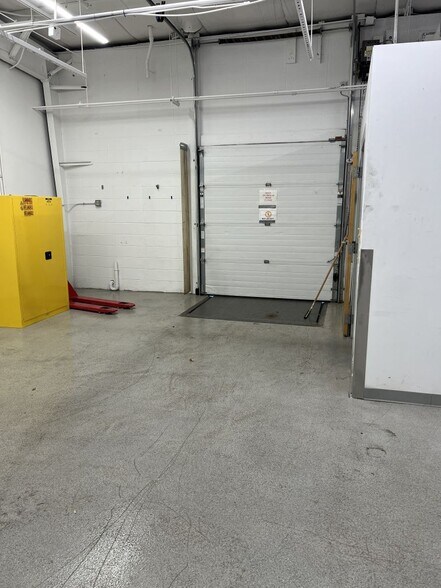 More Photos Of 16 Commercial St, Branford Research And Development For Lease