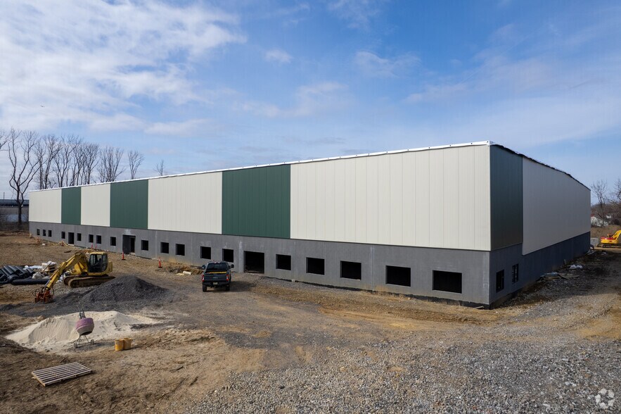 Primary Photo Of 2843 Mitchell, Allentown Warehouse For Lease