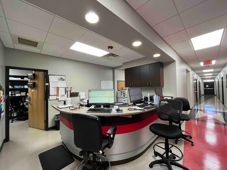 More Photos Of 1575 Montgomery Hwy, Vestavia Hills Medical For Lease