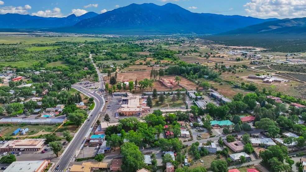 More Photos Of 413 Paseo Del Pueblo Norte, Taos Hotel For Sale