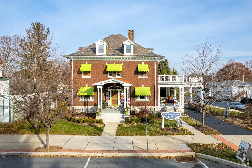 More Photos Of 127 E Main St, Mount Joy Hospitality For Sale