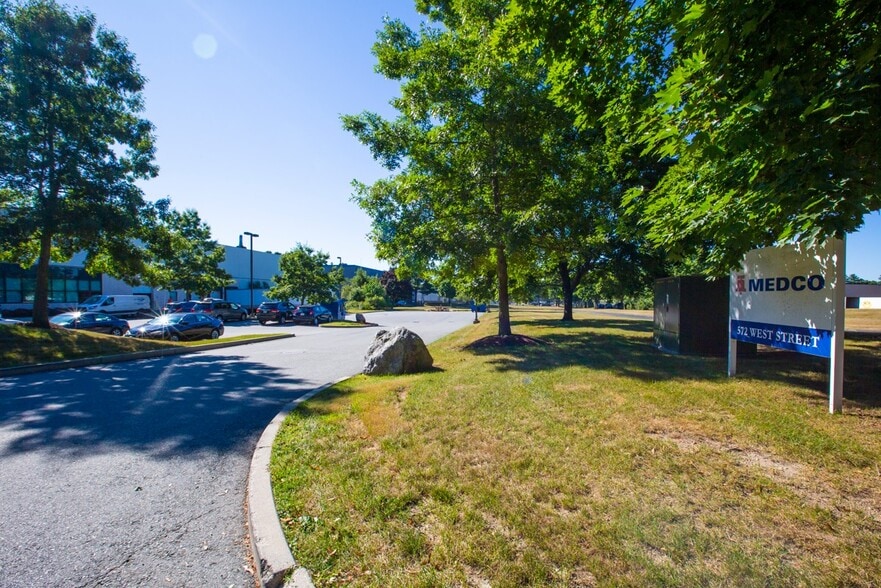 More Photos Of 572 West St, Mansfield Manufacturing For Lease