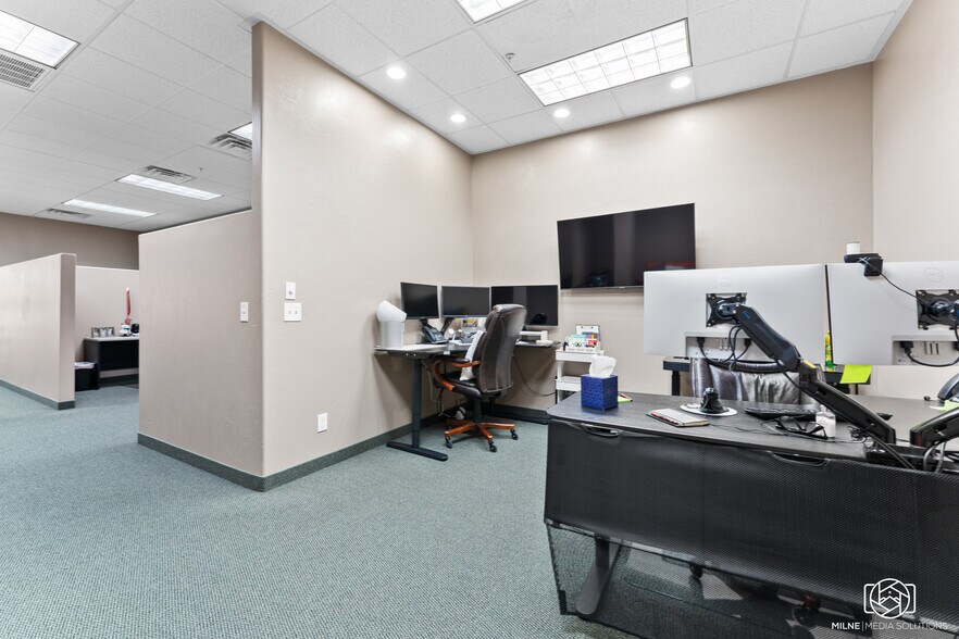 More Photos Of 1173 S 250 W, St George Office Residential For Lease