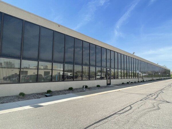 More Photos Of 1409 Allen Dr, Troy Warehouse For Lease