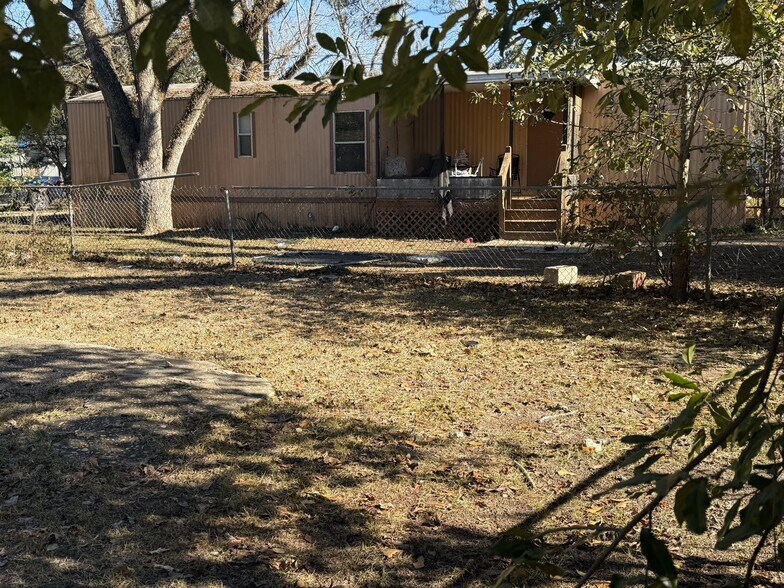 More Photos Of 515 Pine Bluff Rd, Albany Manufactured Housing Mobile Home Park For Sale