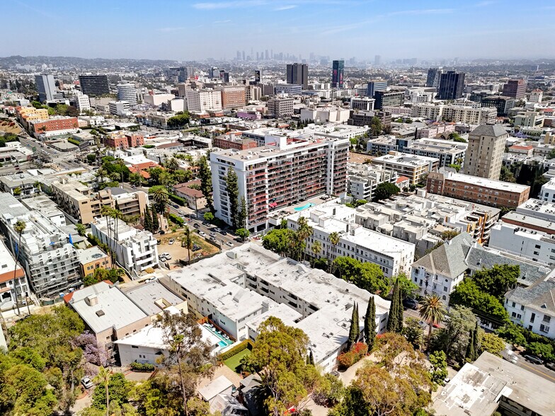 More Photos Of 6615 Franklin Ave, Los Angeles Apartments For Sale
