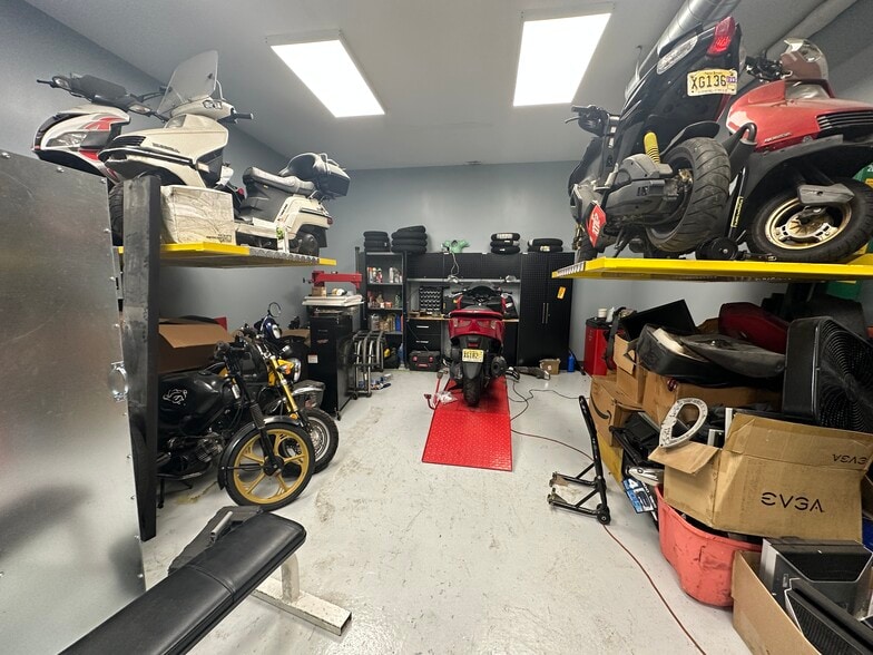 More Photos Of 116 Wright St, Newark Warehouse For Sale