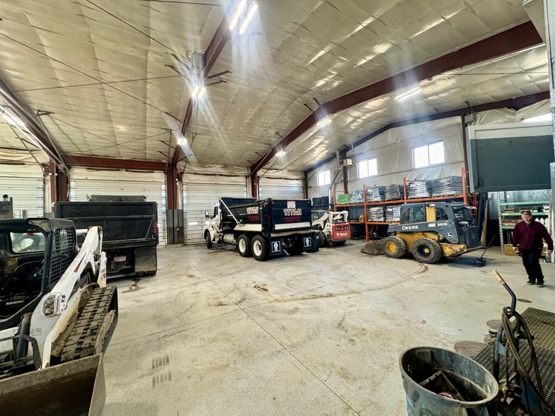 More Photos Of 9881 Titan Park Cir, Littleton Warehouse For Lease