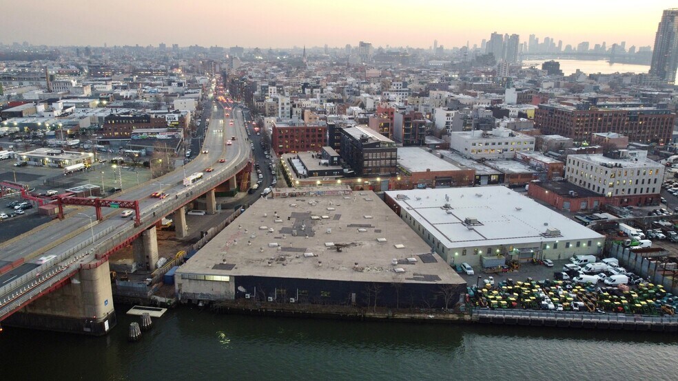 More Photos Of 49 Ash St, Brooklyn Warehouse For Lease