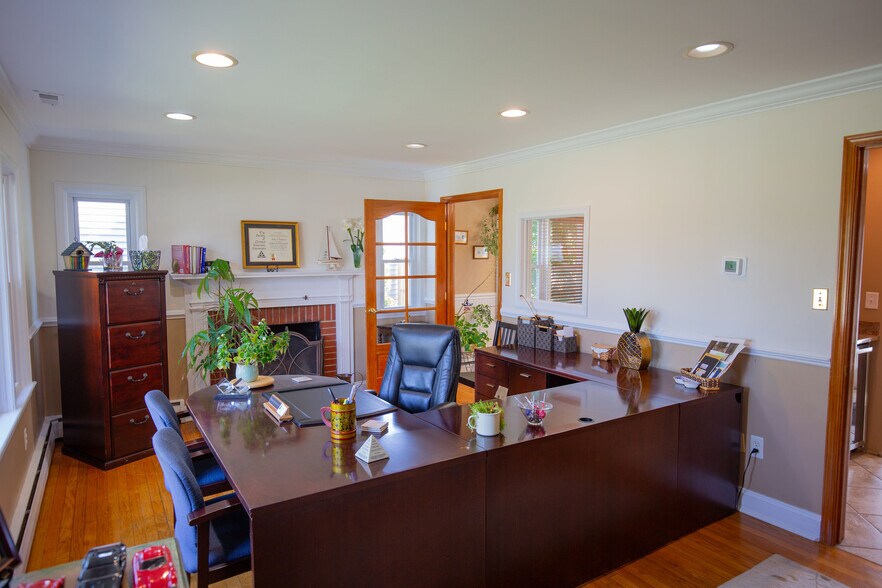 More Photos Of 524 S Main St, Bel Air Office For Sale