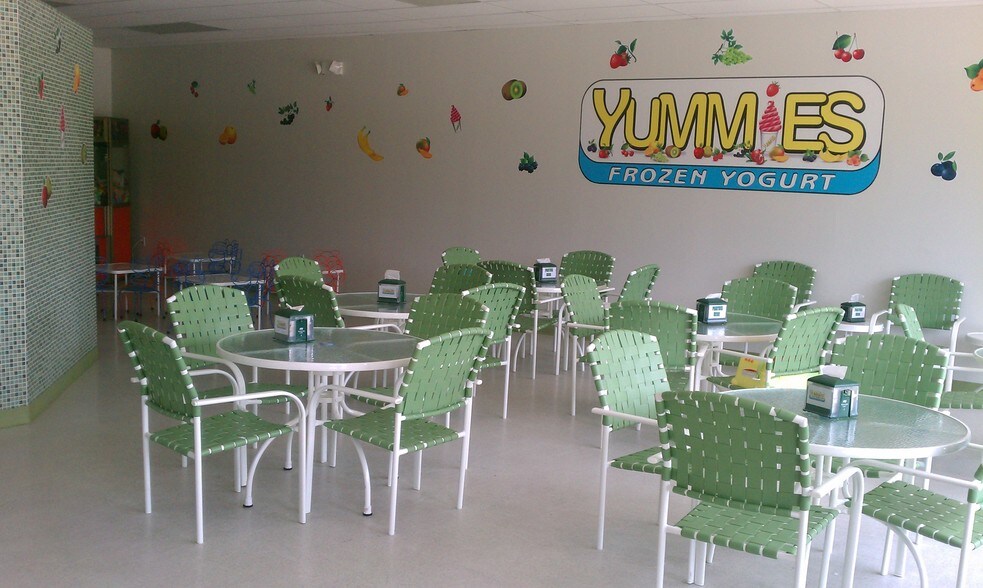 More Photos Of 2060 W Gause Blvd, Slidell General Retail For Lease