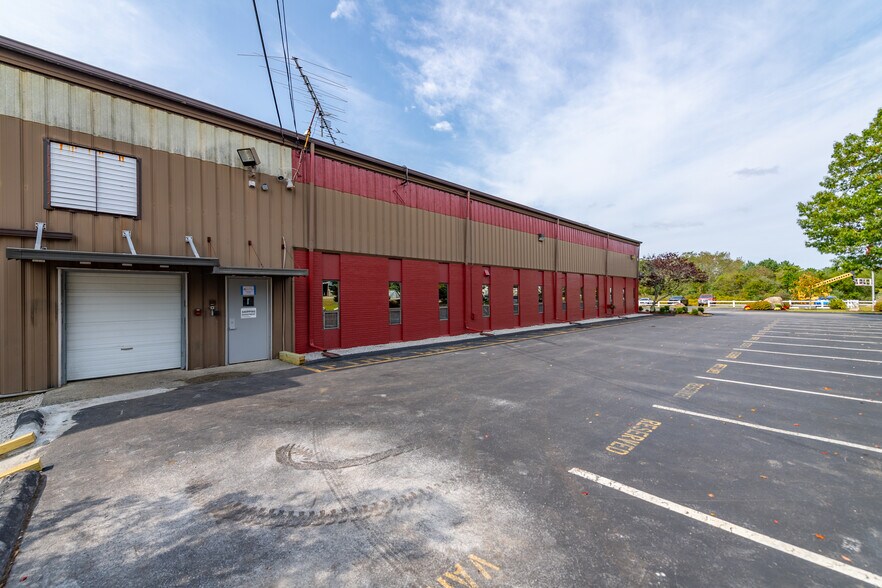 More Photos Of 5 Industrial Dr, Mattapoisett Warehouse For Sale