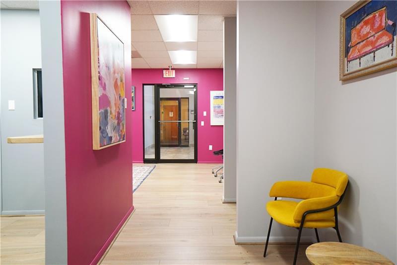 More Photos Of 10431 Perry Hwy, Wexford Office For Sale