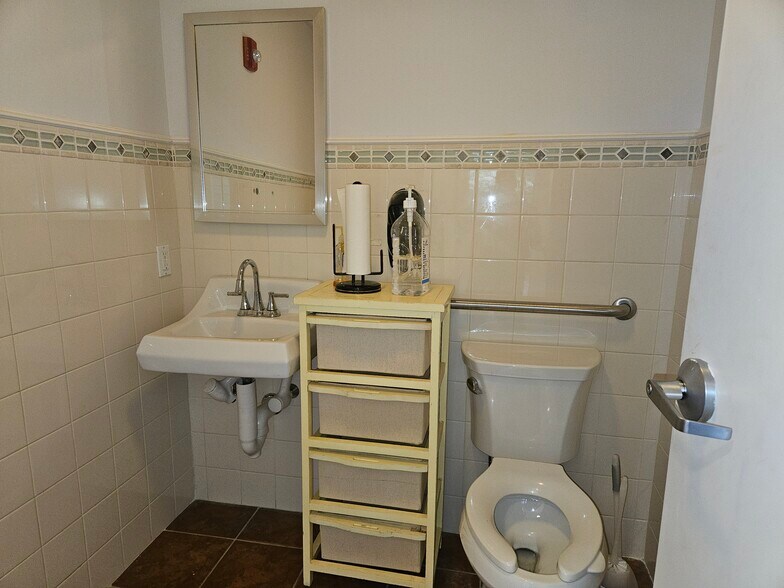 More Photos Of 201-230 Goddard Row, Newport Storefront Retail Office For Sale