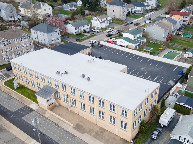 More Photos Of 145 Globe St, Fall River Office For Sale