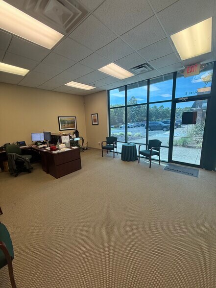 More Photos Of 2430 Dayton Xenia Rd, Dayton Office For Sale