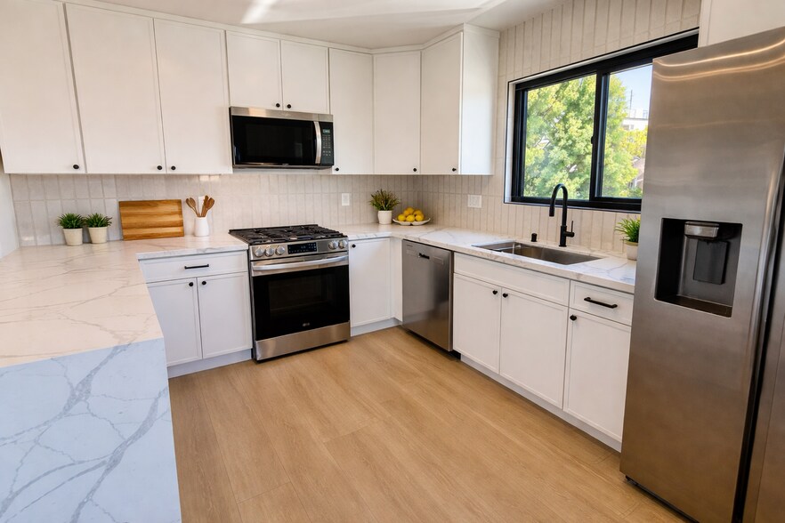 More Photos Of 3129 Emerson St, San Diego Apartments For Sale