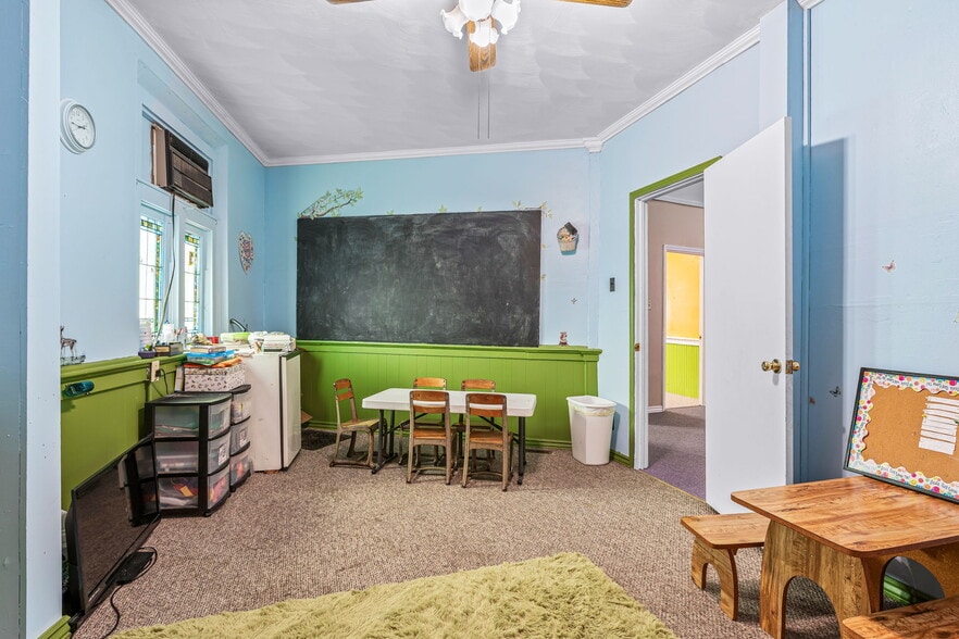 More Photos Of 408 W Main St, Park Hills Religious Facility For Sale