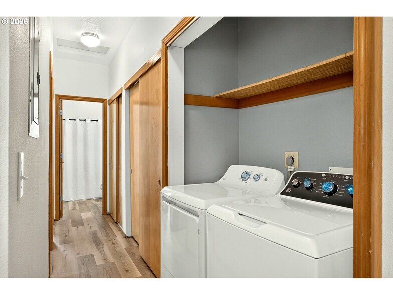 More Photos Of 2315 N Lombard St, Portland Apartments For Sale