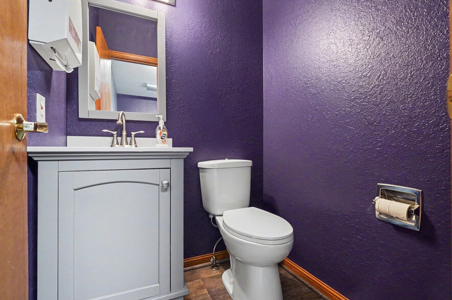 More Photos Of 819 Southwestern Run, Youngstown Medical For Sale