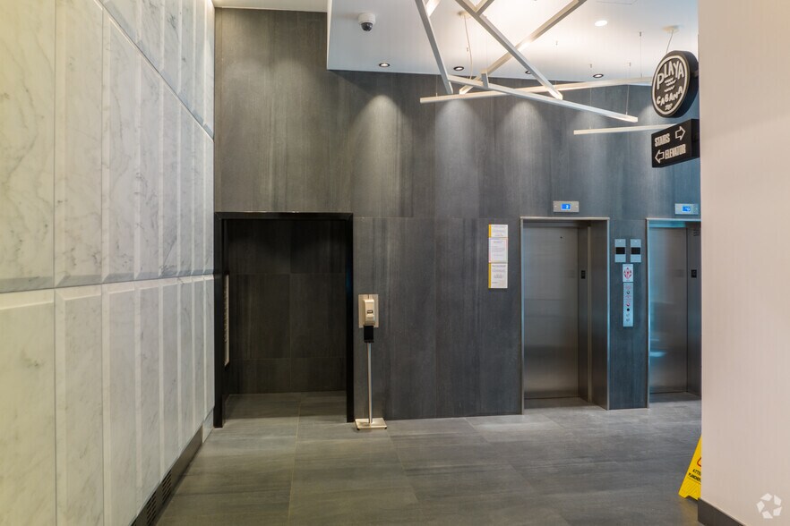 More Photos Of 2 Eglinton Av E, Toronto Apartments For Lease