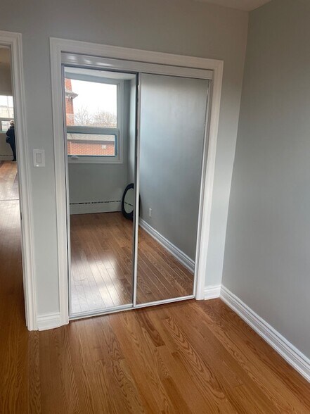 More Photos Of 3271 Dufferin St, Toronto Storefront Retail Residential For Lease