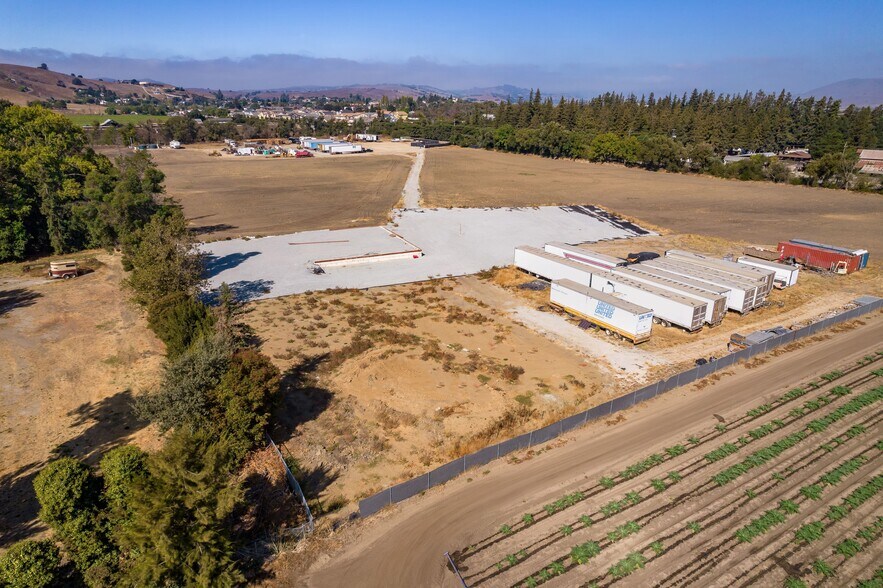 451 Old San Juan Hollister Rd, San Juan Bautista, CA 95045 Land For
